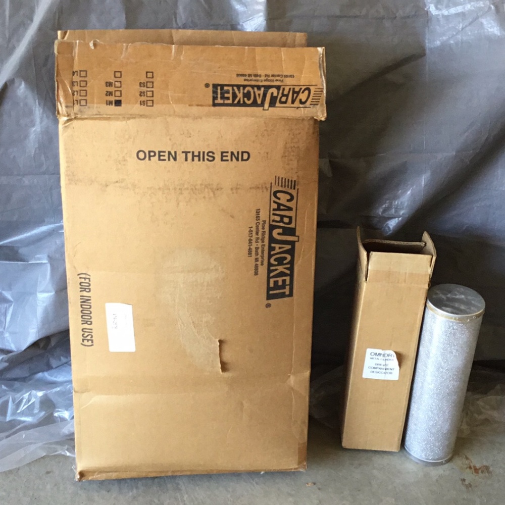 CAR JACKET & OmniDry METAL CYLINDER